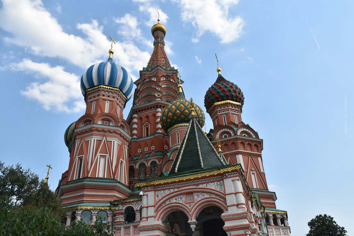fashion week-moskau-termine-rot-russland-mode-marke-designer